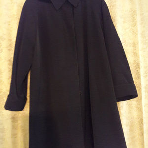 Women's Hooded Trench Coat with detachable lining